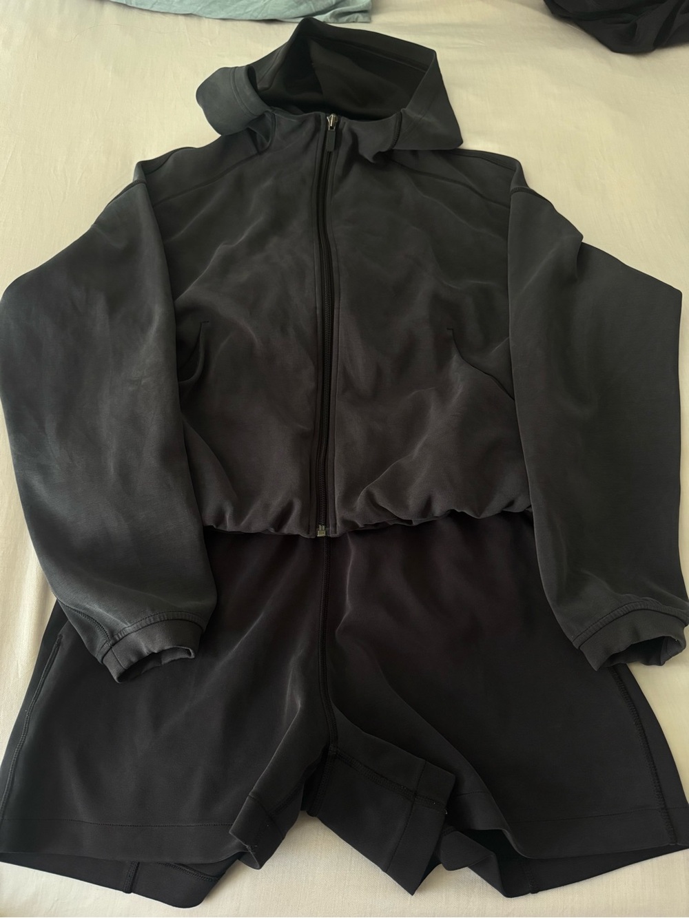 Women's Black cropped softstream hoodie and short set